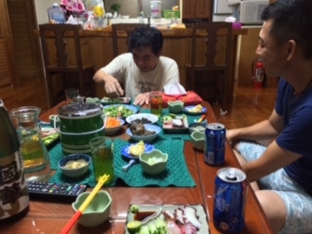 �����Ɣ��������������Ɗy������b�ł������A�������Ɖ߂��Ă���������_���΂���a