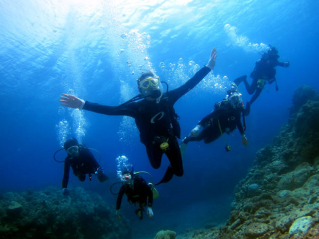 �݂�ȂŃ��C���C�y��������̂������ł��ˁ�_Audrey Diving Service