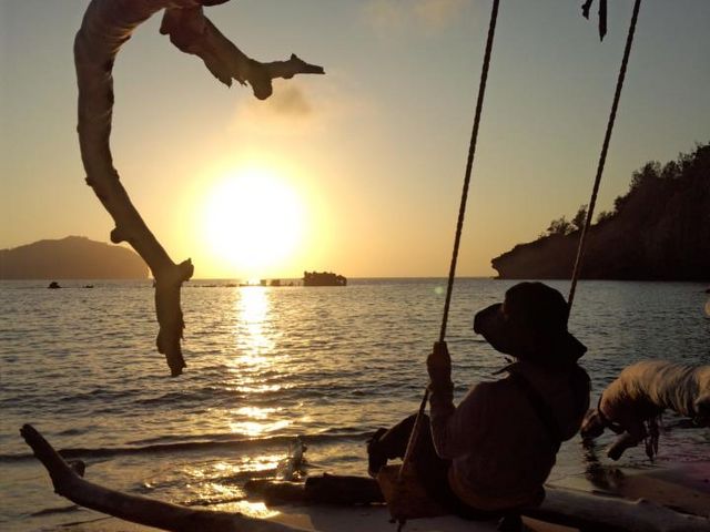 �T���Z�b�g�i�C�g�c�A�[�ł��Y��ȗ[�������Ă���i�C�g�c�A�[�ցI_���}�����R�T����ONE