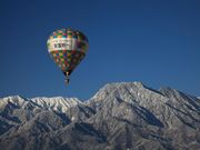 ܖ쟃D@MCENA{[g̎ʐ^3