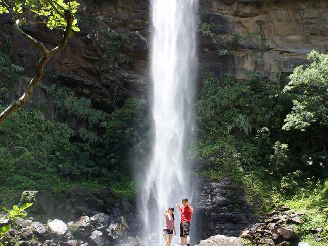 ��̃X�e�[�W�ŋL�O�ʐ^��_���\���J�k�[�c�A�[�ē��O�q�]