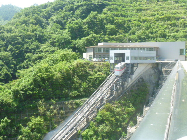 �{�P���_���u�C���N���C���v