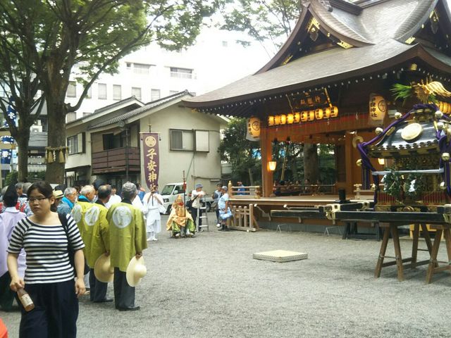 子安神社