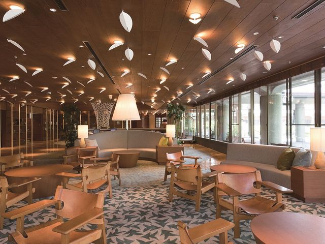 �y���v�����X�z�e��