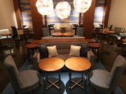 ANANEvUzeF{j[XJC̎ʐ^4