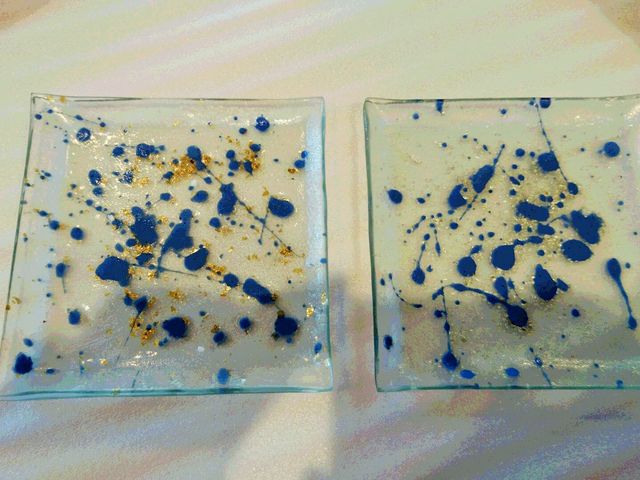 �K���X�̃v���[�g
�o���オ��3_�K���X�X�^�W�I�f���^�X�U