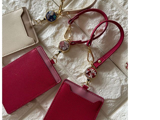 �L���L���p�X�P�[�X���b�X��_strawberry ribbon