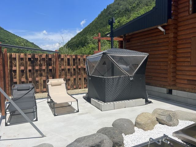 �t�@�~���[�e���g�T�E�i�A�x�b�g�`�F�A�[�A�����C_�V����݃����h