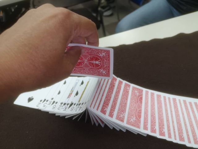 �����قǃR�~���j�P�[�V�����\�͂����シ��}�W�b�N�Z�~�i�[ ���É�����