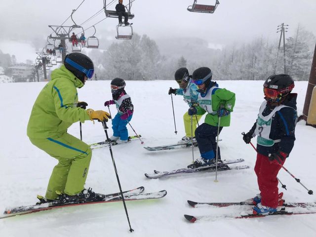 �Z�b�V�����N���u�X�L�[�X�m�[�{�[�h�X�N�[��