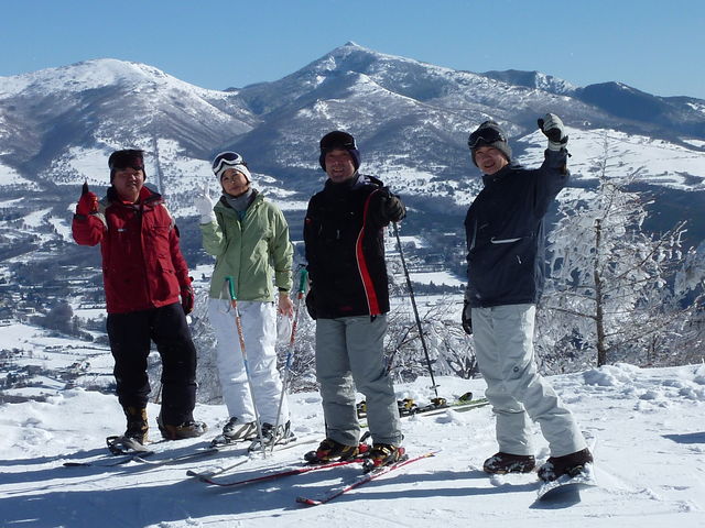 �Z�b�V�����N���u�X�L�[�X�m�[�{�[�h�X�N�[��