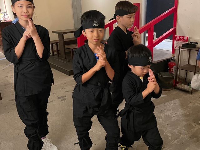 �E�ґ̌��J�t�F���h