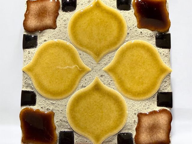 STAYGOLD. tile&mosaic studio�̎ʐ^1