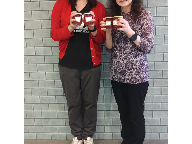 2024/6/20 �e�q�ő̌����Ă��������܂���(* �L �� ` *)�@���C�u�̑O�Ɂ􂠂肪�Ƃ��������܂��I_�`�̎��H��