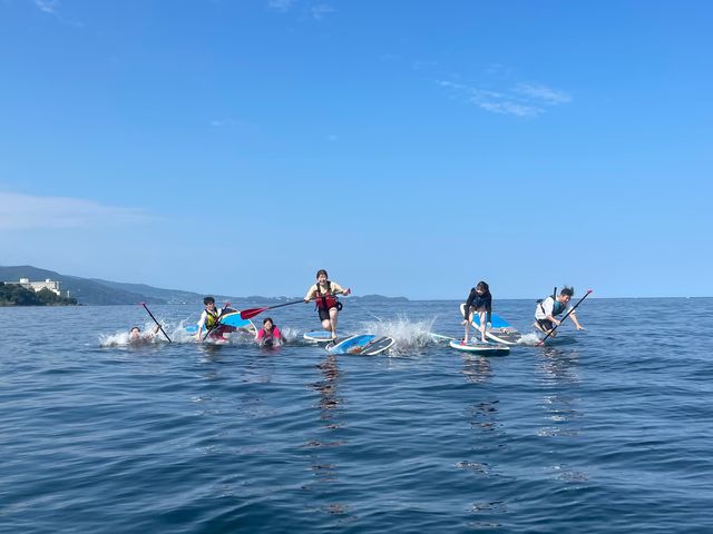 �O���[�v�ł�SUP�́A��̊����y���ޓ��ʂȎ��ԁB���ԂƋ��ɑ����A���R�������Ȃ���΂����ƒB���������L���A�J���[�܂�u�Ԃ�̌����܂��傤�I_�C�̉��F