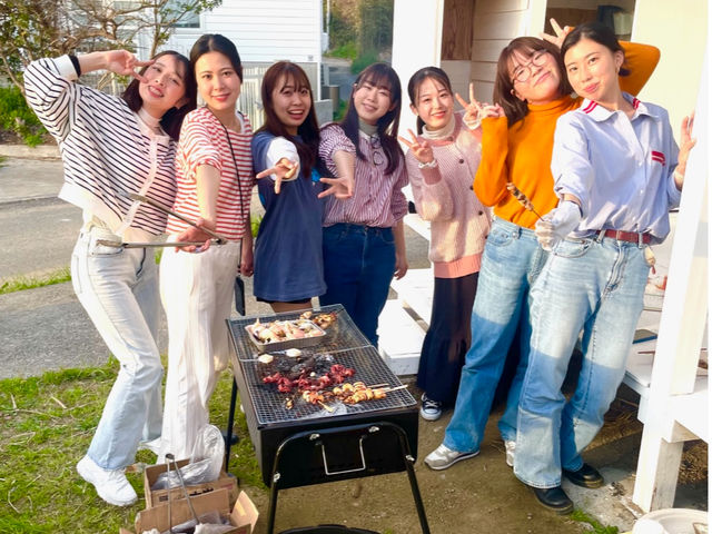 BBQ�̗l�q�B_Beach house popi