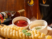 }CU[ Irish pub lan in the Moon sGۓX̎ʐ^1