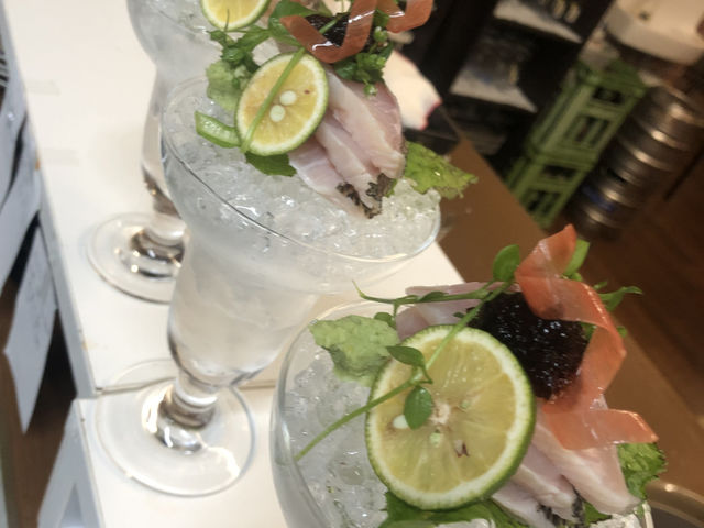 �H���͂₵��