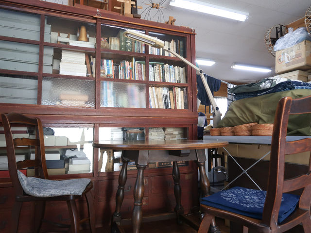 �H�[���̗l�q_�y�|�l�R�̌��z�H�[��݂͂�