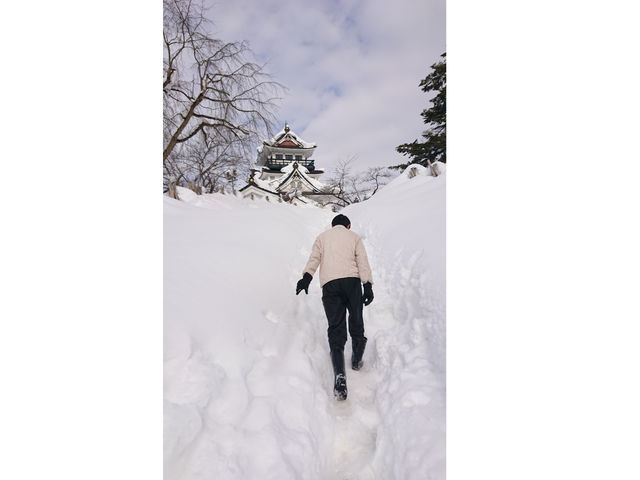 �~�j���܂���Â���͏ꏊ�T������I�u�ǂ��ɂ��낤���ȁ`�v�[��𓥂݂��߂Đi�݂܂��B(�ʐ^�͑��̏ꍇ�̃C���[�W�ł��B�ϐ�ʂɂ��i�ς͈قȂ�܂��B_�����悱�Ă���