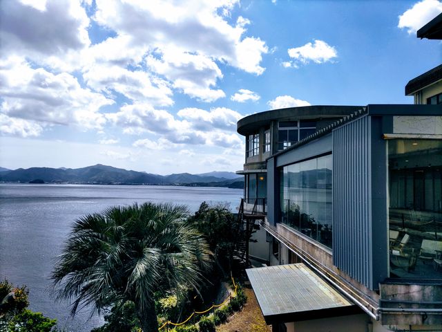 �y�O�ρz���ق́A�Y��Ȗk����C�l��������̍���ɘȂ݁A�C�Ƌ�̍L�������]�ł�����ʂȃ��P�[�V�����ɂ������܂��B_����ǉ��򃊃g���[�g �I�v�̋G