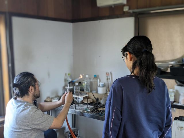 �o�[�i�[�͕K�v�ł���ΐ搶�����������܂��B_���J�A�[�g��