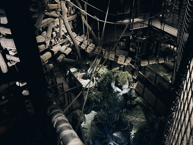 �ɉꗬ�E�҂̐_����̌�����e�[�}�p�[�N_�ɉꗬ�E�ґ̌��{�� ����W�C