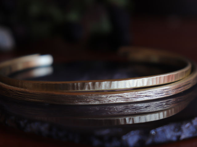 �y�A�Ńo���O���𐧍삳��܂����B
�オ���؎d�グ�A�������d�グ�ɂȂ�܂��B_freckle.