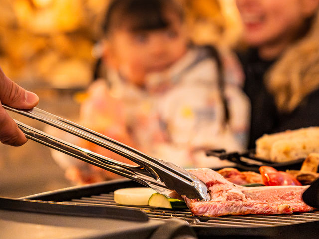 �k�C���Ȃ�ł͂̌i�F�𒭂߂Ȃ���A�Ƒ��ŁA�J�b�v���œ��ʂȂЂƎ����I_�|�X���[�T��