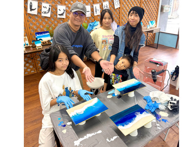 �Ί_�����W���A�[�g�̌��H�[