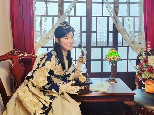 �T�������X�^�W�I�������̒ʂ��Ɩ��E�O�r����ŃZ���t�ʐ^���B�����ł��I_�ό������̃����^���T������ԓ�