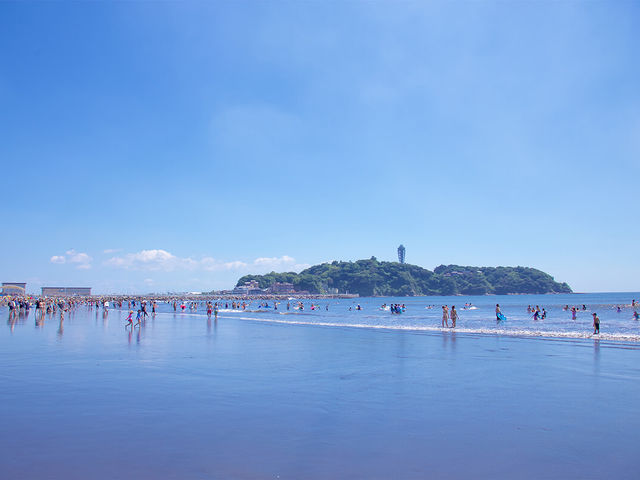 �]�̓��̔��΂ɂ͕x�m�R�I����ȃ��P�[�V�����ŃT�[�t�B���̌����ł��܂��I_HOBIE SURFSHOP