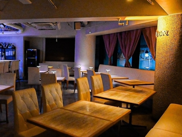 COLORSOL QUALIA �J���\���N�I���A�̎ʐ^1