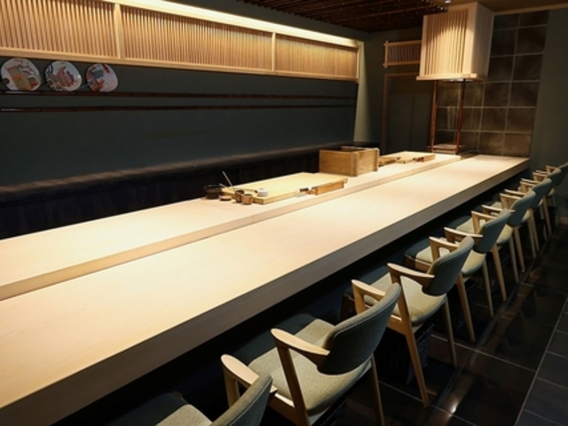 ���i���B �{ �͂Ȃ� �d�J�̎ʐ^1