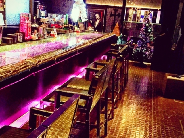 BAR&LOUNGE 01 o[&EW [̎ʐ^1