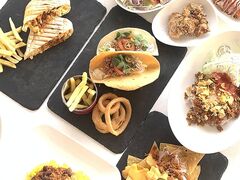 �_�C�i�[�[���L���E �ғ��̎ʐ^1