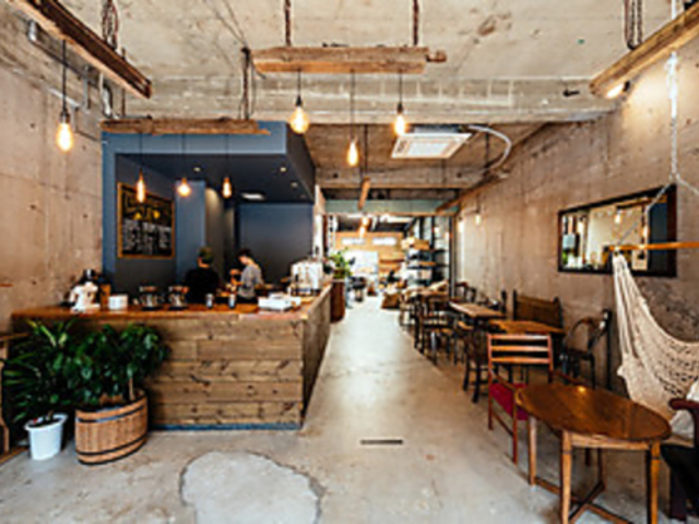 Tokyo Coffee Roastery Cafe R[q[̎ʐ^1