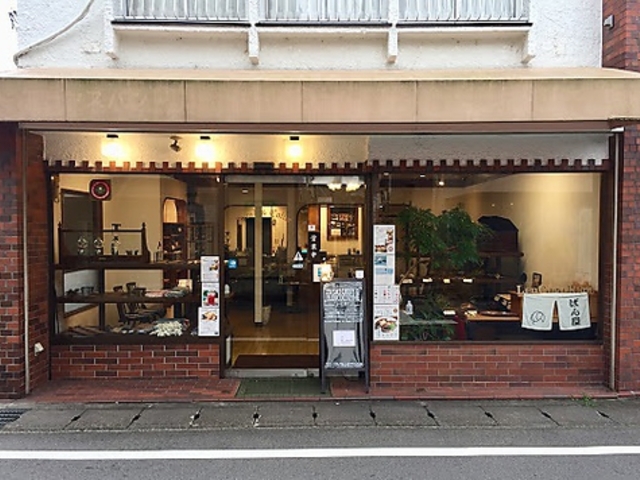 zushi curry&ς LeuCocoRyne̎ʐ^1