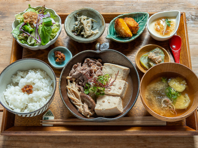 Cercle Dish and Coffee̎ʐ^1