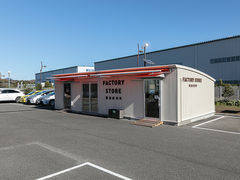 FACTORY STORE �����������̎ʐ^1