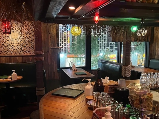 Hideout Bar Taranga�̎ʐ^1