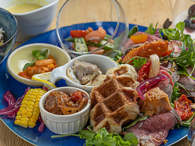 SIDE DISH CAFE ΍؎ JtF̎ʐ^1