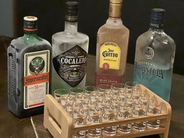 Bar Room o[ [ L̎ʐ^1