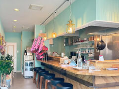 Bohemian cafe Flamingo 235 {w~AJtFt~SjTS̎ʐ^1