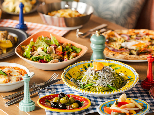 The TRATTORIA SALVATORE CAFE BASEGATE���l�֓��̎ʐ^1
