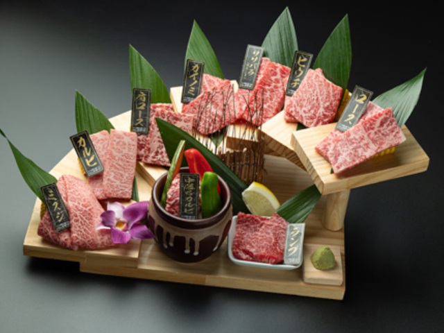 Meat Dining ������ ���� �L�[�m�X�̎ʐ^1