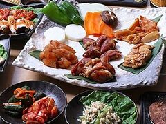 地どり焼肉 鶏さか 近鉄八尾店の写真1