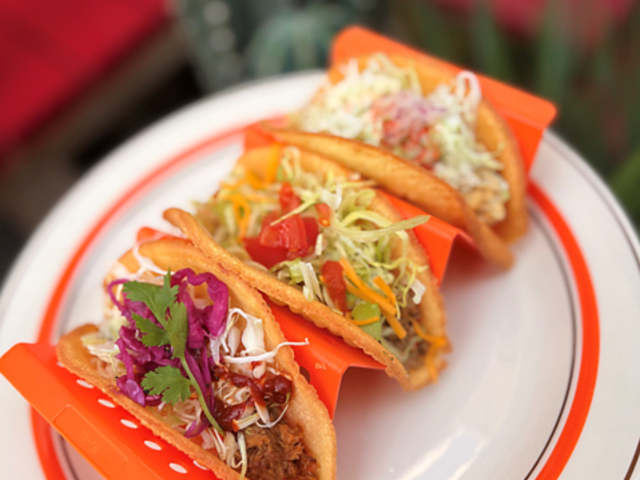 SOL TACOS STAND�̎ʐ^1