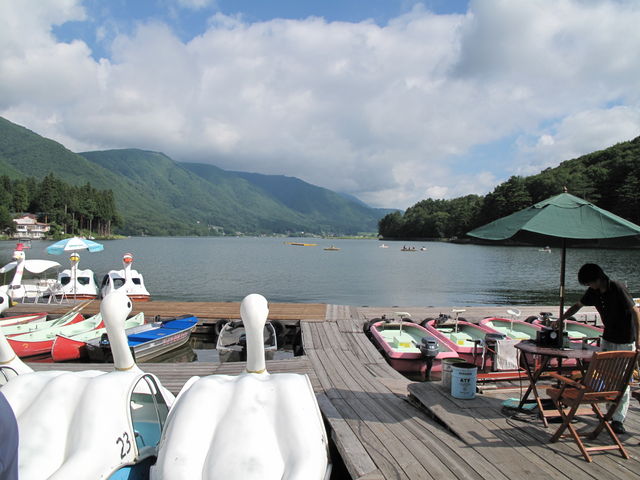 ���Β��E�{�[�g�E�Z���^�[