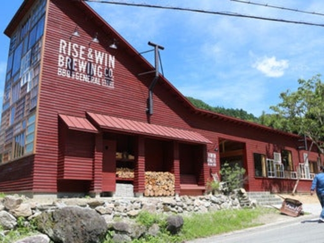 RISE&WIN Brewing Co.BBQ&General Store�̎ʐ^1